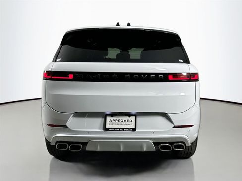 Certified 2025 Land Rover Range Rover Sport Dynamic SE AWD/4WD image 6