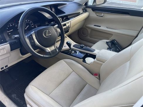 Used 2015 Lexus ES 350 image 4