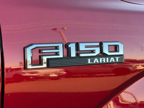 Used 2016 Ford F150 Lariat image 27