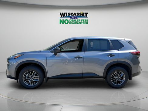 Used 2026 Nissan Rogue S AWD/4WD image 2