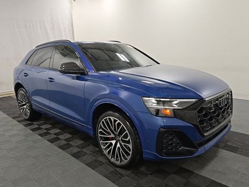 Used 2024 Audi SQ8 Prestige w/ Prestige Package AWD/4WD image 1
