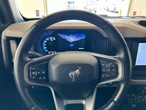 Used 2022 Ford Bronco Wildtrak AWD/4WD image 9