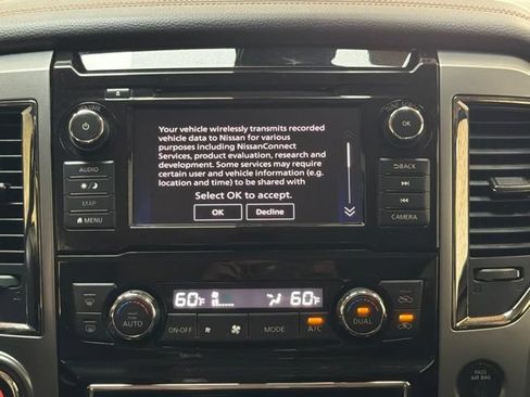 Used 2019 Nissan Titan Platinum Reserve AWD/4WD image 14