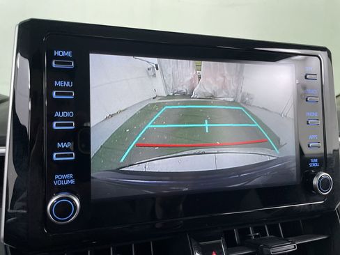 Used 2020 Toyota Corolla LE image 15