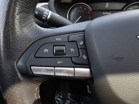 Used 2021 Cadillac XT4 Sport w/ Enhanced Visibility Package image 23