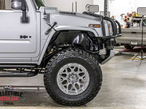 Used 2009 HUMMER H2 Luxury AWD/4WD image 24