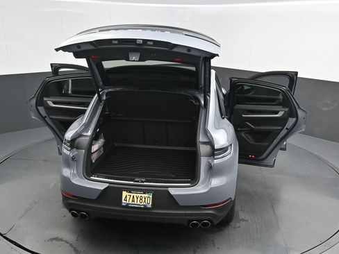New 2026 Porsche Cayenne Coupe image 41