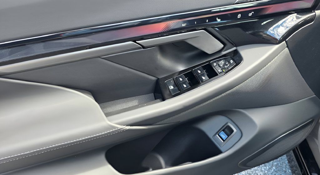 New 2027 BMW 530i xDrive w/ M Sport Package AWD/4WD image 15