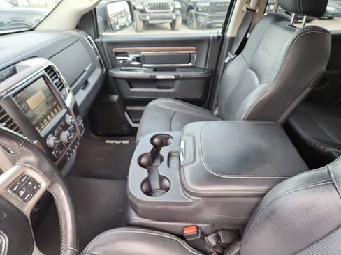 Certified 2017 RAM 1500 Laramie w/ Convenience Group image 12