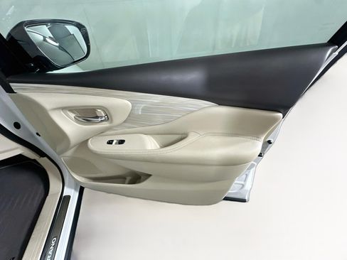 Used 2016 Nissan Murano SL w/ SL Technology Package FWD image 33