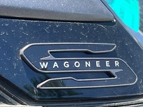 Used 2025 Jeep Wagoneer S Limited AWD/4WD image 3