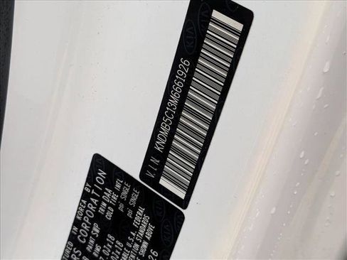 Used 2021 Kia Sedona EX image 24