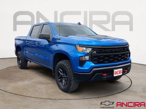 Used 2024 Chevrolet Silverado 1500 Custom Trail Boss w/ LPO, Dark Essentials Package image 1