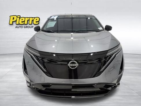 Used 2023 Nissan Ariya AWD image 8