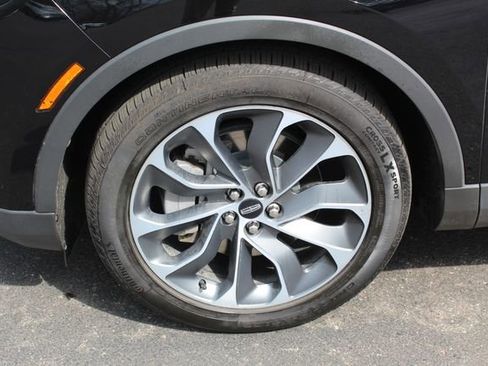 Used 2023 Lincoln Nautilus Reserve AWD/4WD image 12