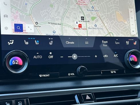 Used 2024 Lexus RX 500h F Sport w/ Convenience Package image 24