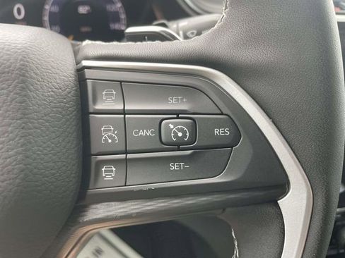 New 2025 Jeep Grand Cherokee Altitude RWD image 25