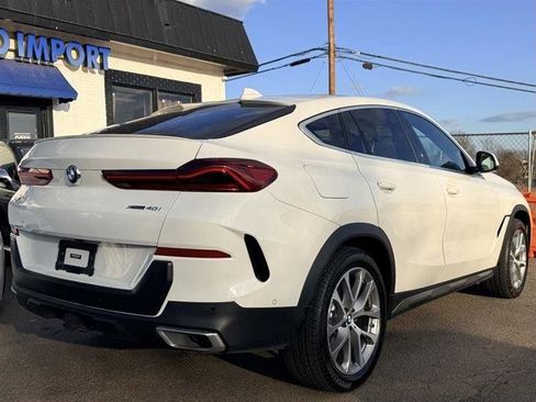 Used 2021 BMW X6 xDrive40i w/ Convenience Package AWD/4WD image 3