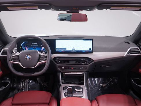 Used 2025 BMW 430i Convertible w/ Premium Package image 13