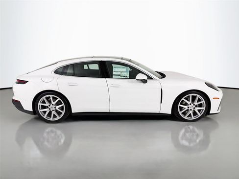 New 2026 Porsche Panamera 4 image 21
