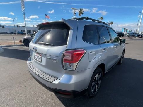 Used 2017 Subaru Forester 2.5i Limited w/ Popular Package #2 image 8