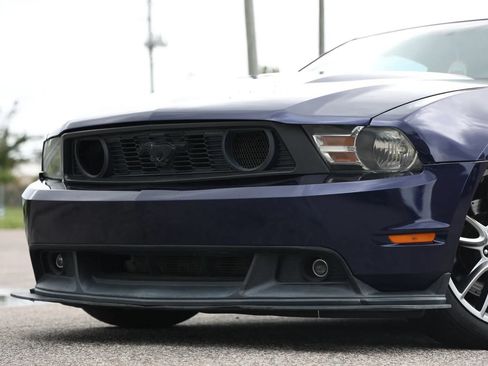 Used 2012 Ford Mustang GT Premium w/ Security Pkg RWD image 12