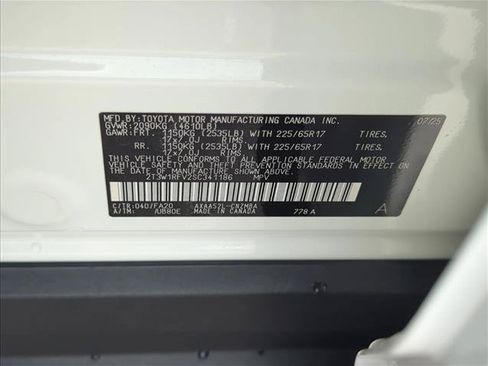 Certified 2025 Toyota RAV4 XLE FWD image 25