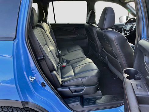 Used 2025 Honda Passport TrailSport image 27