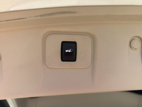 Used 2017 Nissan Murano SL FWD image 14
