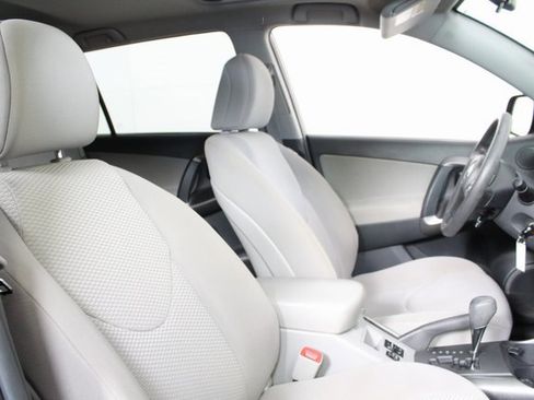 Used 2012 Toyota RAV4 4WD image 10