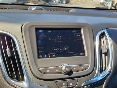 Used 2022 Chevrolet Equinox LT FWD image 19