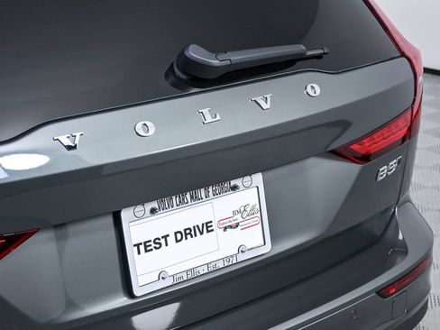 Used 2026 Volvo V60 B5 Cross Country Ultra w/ Climate Package AWD/4WD image 39