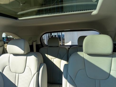New 2026 Kia Sorento EX image 13