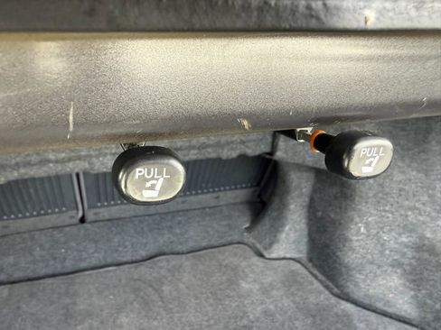 Used 2014 Toyota Camry SE FWD image 25