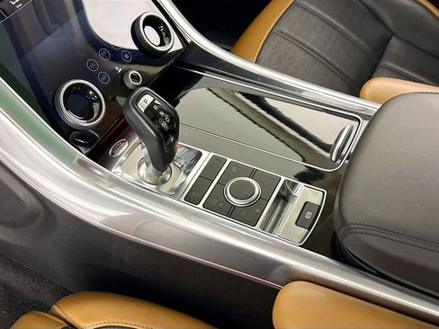 Used 2019 Land Rover Range Rover Sport HSE Dynamic image 21