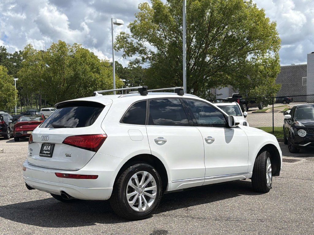 Used 2017 Audi Q5 2.0T Premium w/ Audi MMI Navigation Plus AWD/4WD image 4