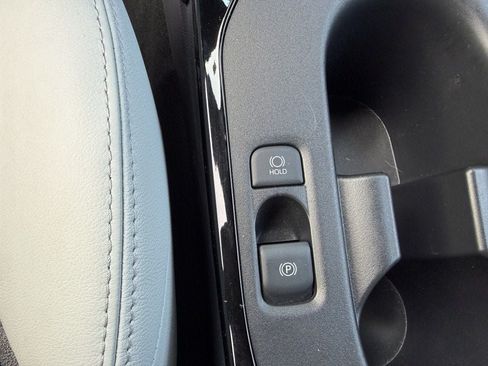 Used 2025 Toyota Corolla XSE FWD image 18