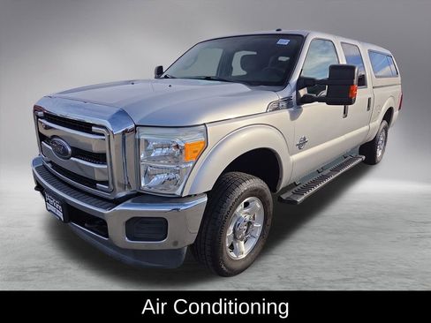 Used 2015 Ford F250 XLT image 4