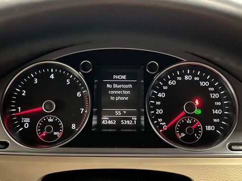 Used 2013 Volkswagen CC Lux FWD image 21