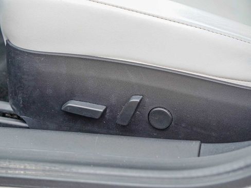 Used 2020 Tesla Model 3 image 22