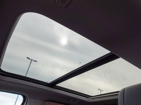 Used 2024 Toyota Tundra Limited image 27