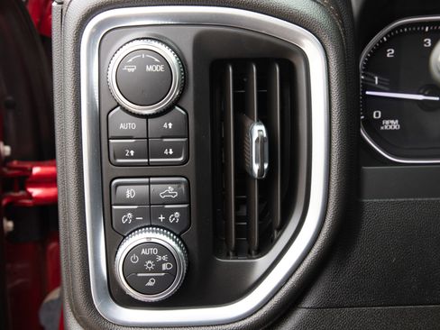 Used 2023 GMC Sierra 2500 AT4 w/ AT4 Preferred Package image 28