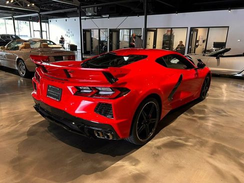 Used 2021 Chevrolet Corvette Stingray Premium Cpe w/ Z51 Performance Package image 5