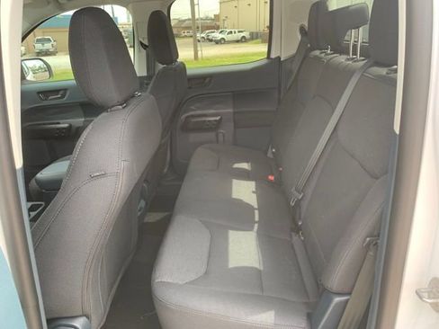 Used 2025 Ford Maverick XL w/ Equipment Group 102A image 24