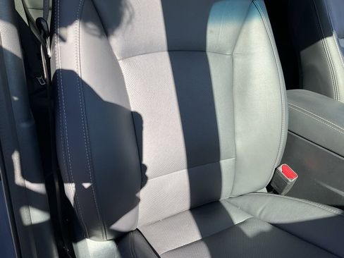 Used 2017 Subaru Outback 2.5i Limited image 59