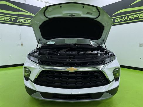 Used 2024 Chevrolet Blazer LT AWD/4WD image 4