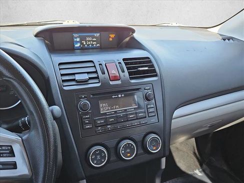 Used 2014 Subaru Forester 2.5i Premium w/ Popular Package #2 AWD/4WD image 15