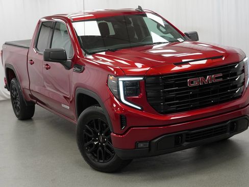 Used 2023 GMC Sierra 1500 Elevation AWD/4WD image 17