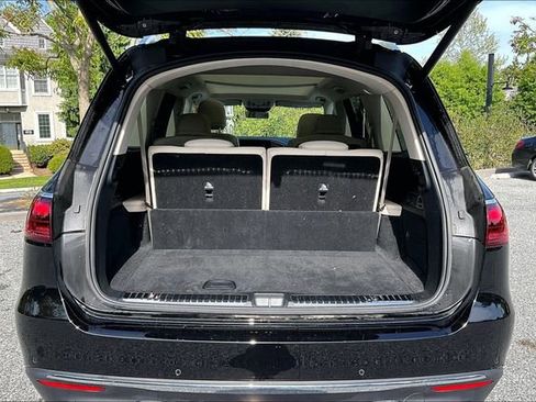 Certified 2024 Mercedes-Benz GLS 450 4MATIC image 18