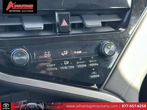 Used 2021 Toyota Camry SE image 32